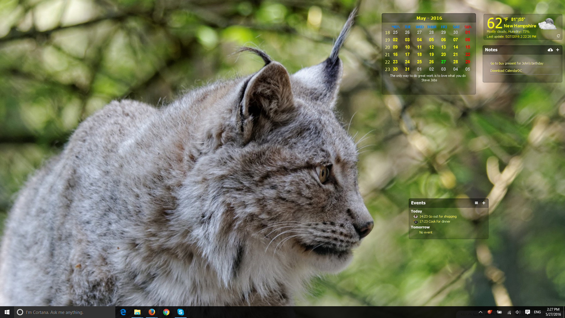 beautiful and smart calendar on desktop screen